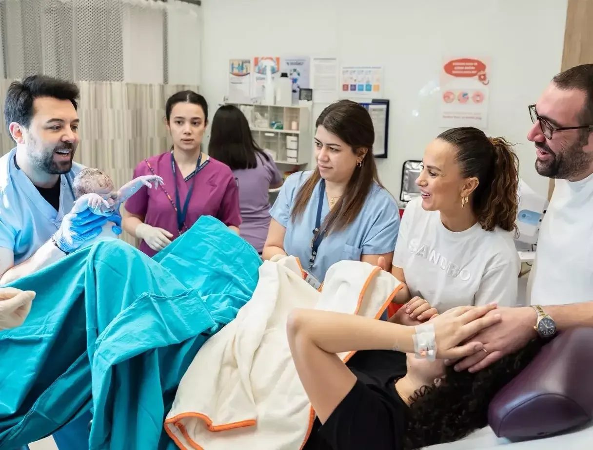 Klinik resepsiyon ve lobi